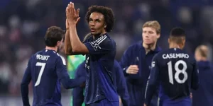 Man Utd bị Lyon cầm hòa 2-2 ở tứ kết Europa League